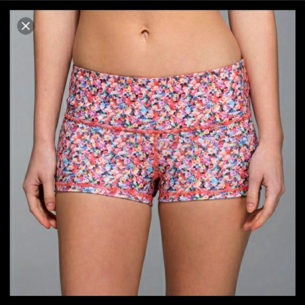 Lululemon Floral Short- Size 4